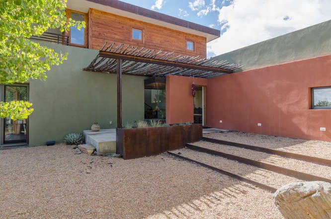 13 Canon Escondido Sandia Park-small-003-Courtyard front-666x442-72dpi