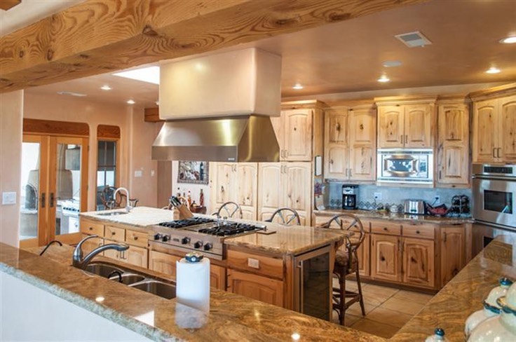 20130910202842654533000000-o