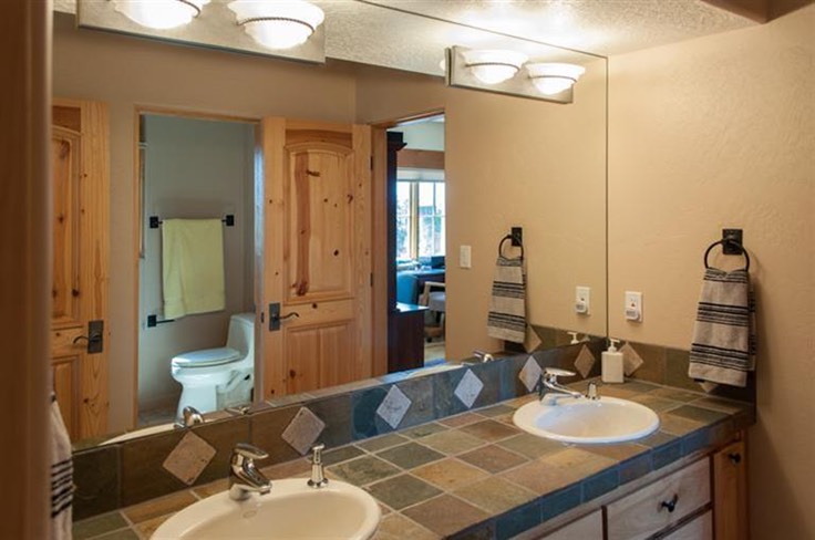 20130910202843749204000000-o